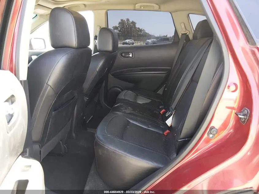 2011 NISSAN ROGUE SV