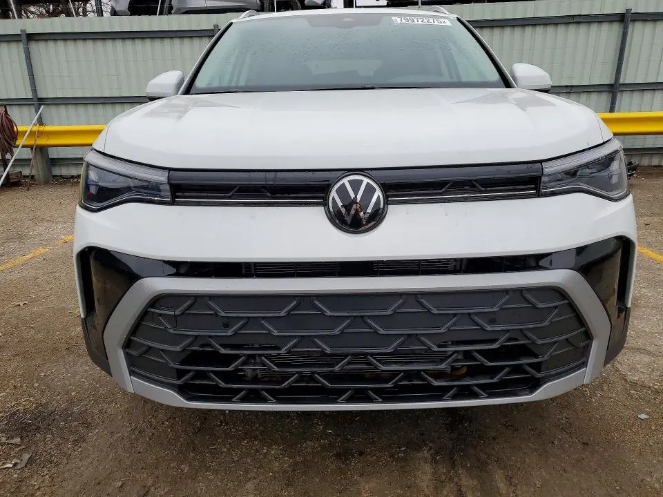 2025 VOLKSWAGEN TAOS SE  