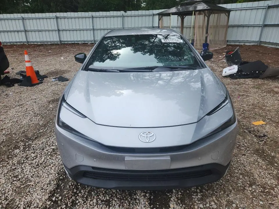 2026 TOYOTA PRIUS LE  