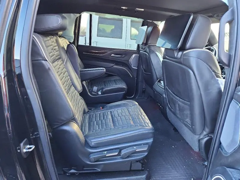 2022 CADILLAC ESCALADE ESV SPORT PLATINUM  