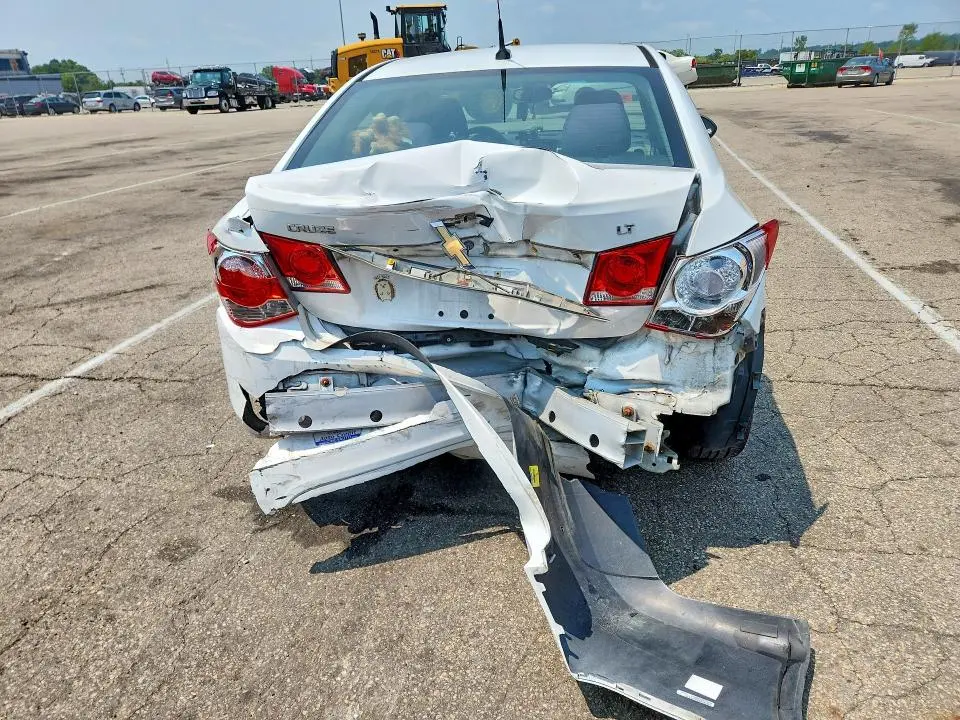 2013 CHEVROLET CRUZE LS  