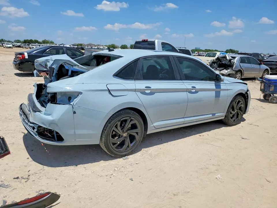 2025 VOLKSWAGEN JETTA SE  