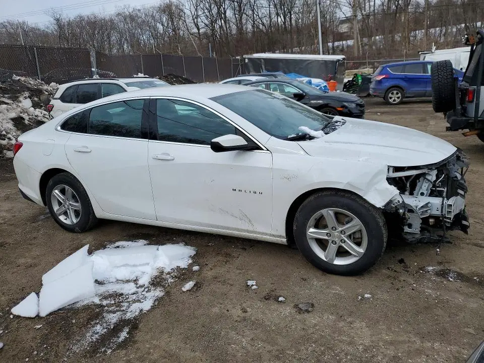 2022 CHEVROLET MALIBU LT  