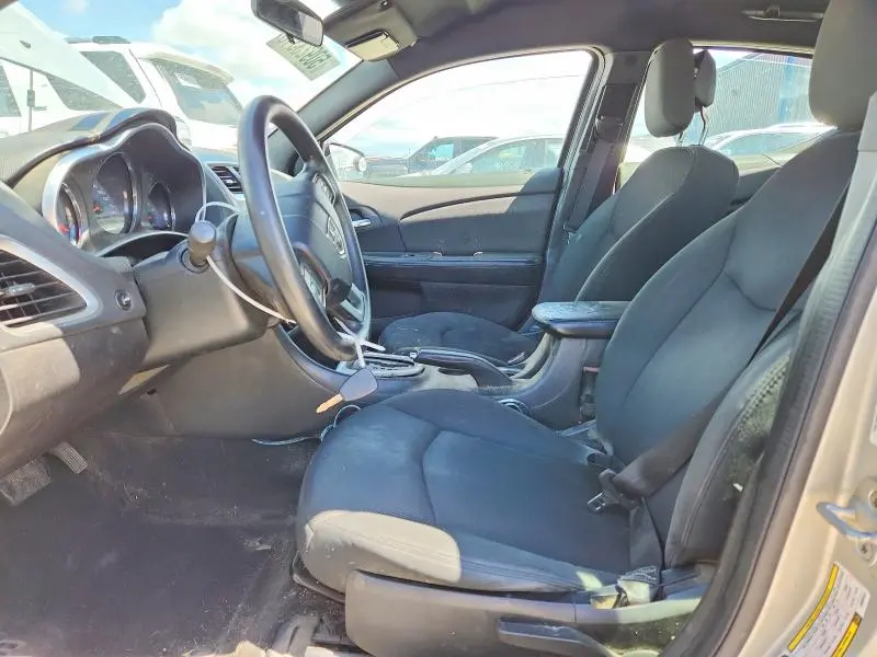 2012 DODGE AVENGER SE  