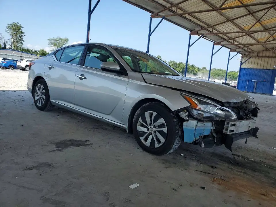 2019 NISSAN ALTIMA S  