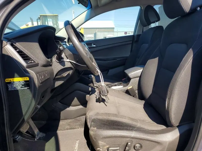 2016 HYUNDAI TUCSON BASE  