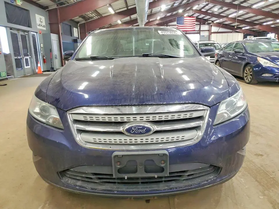 2011 FORD TAURUS SEL  