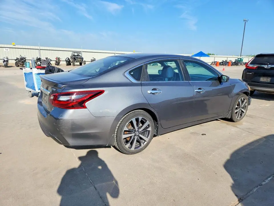 2017 NISSAN ALTIMA 2.5 SR  