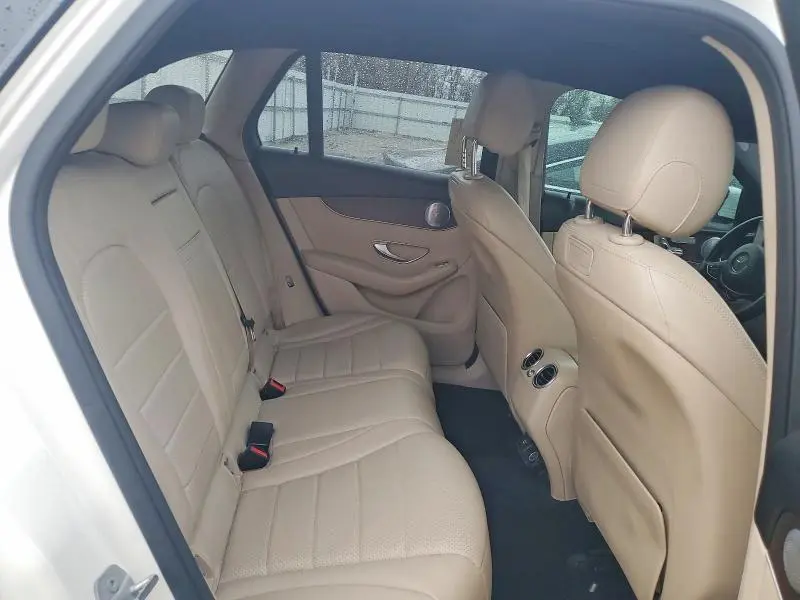 2018 MERCEDES-BENZ GLC 300 4MATIC  