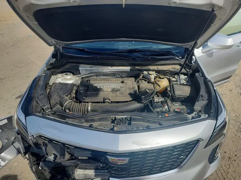 2020 CADILLAC XT4 PREMIUM LUXURY  