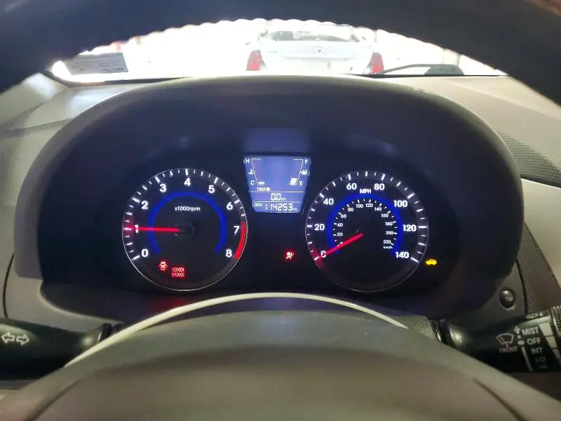 2014 HYUNDAI ACCENT SE  