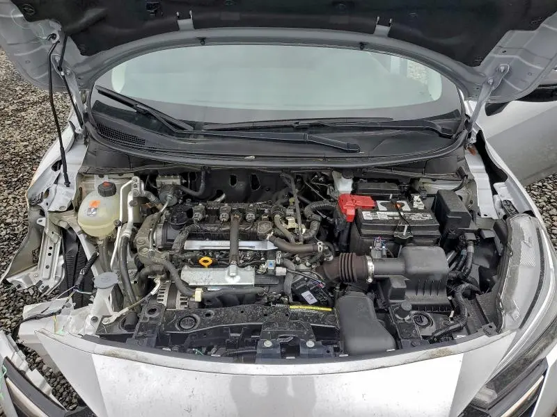 2023 NISSAN VERSA SR  