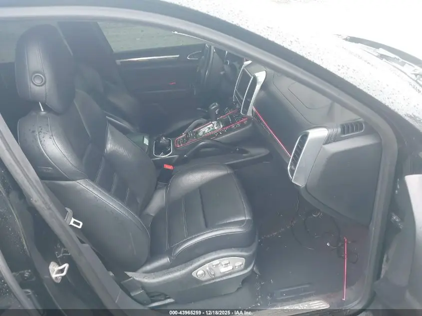 2014 PORSCHE CAYENNE TURBO