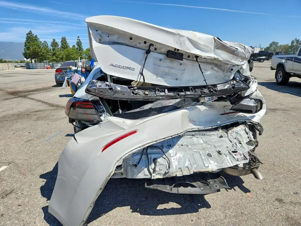 2024 HONDA ACCORD EX  