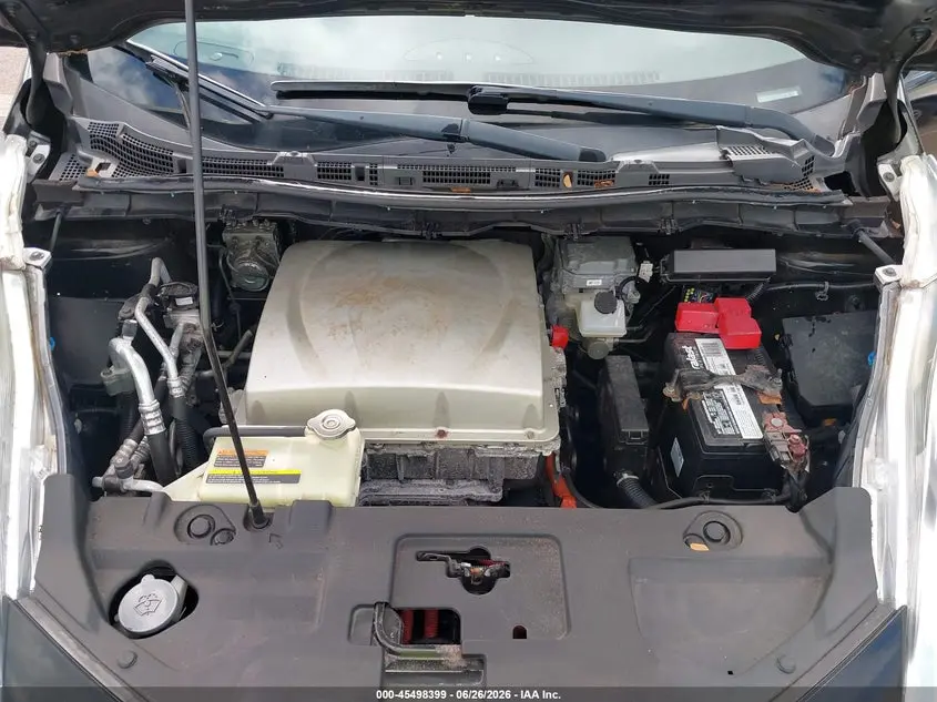 2017 NISSAN LEAF SV