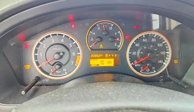 2010 NISSAN ARMADA SE  