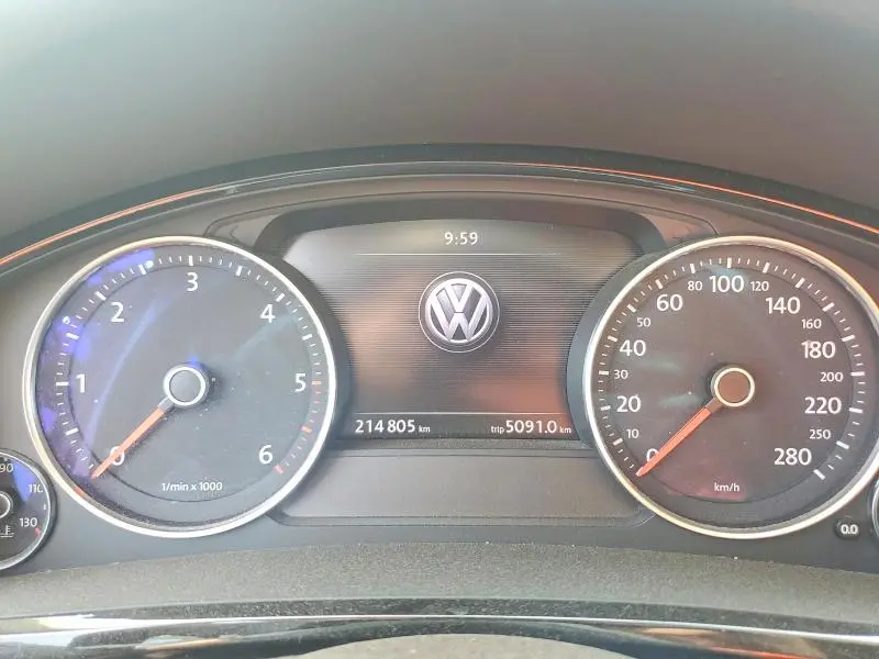 2011 VOLKSWAGEN TOUAREG V6 TDI  