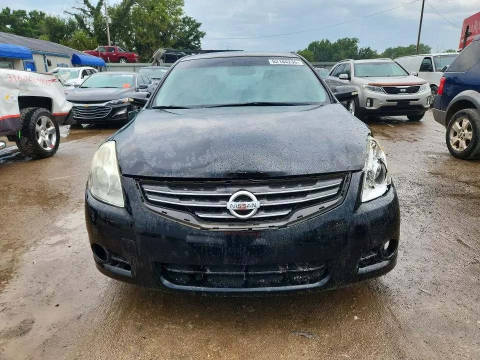 2010 NISSAN ALTIMA SR  