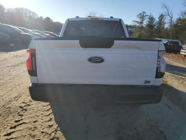 2022 FORD F150 LIGHTNING PRO  