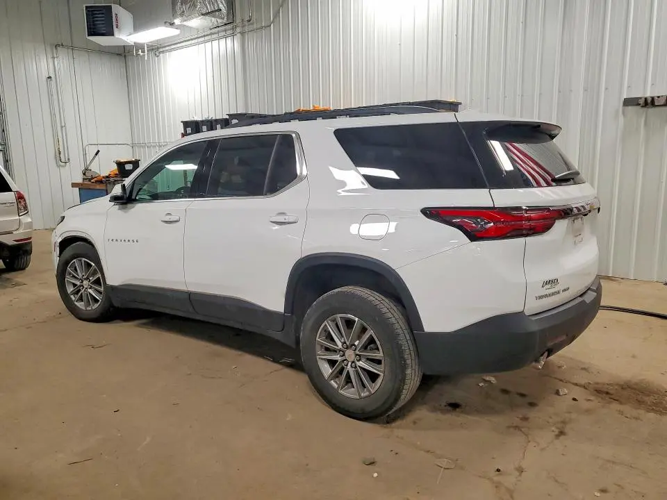 2023 CHEVROLET TRAVERSE LT  