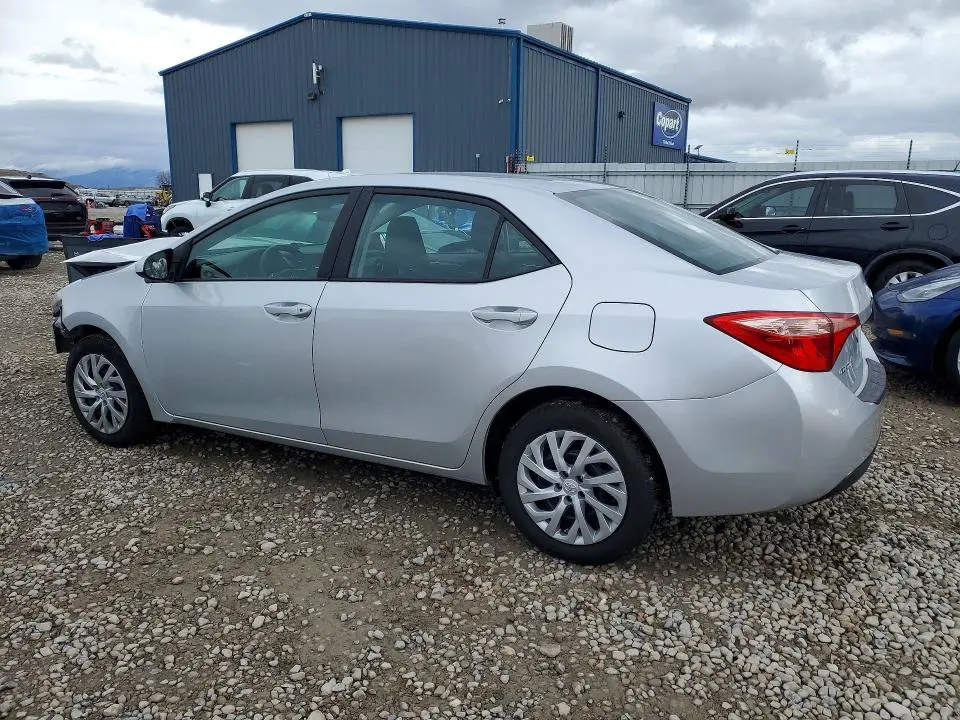 2018 TOYOTA COROLLA LE  