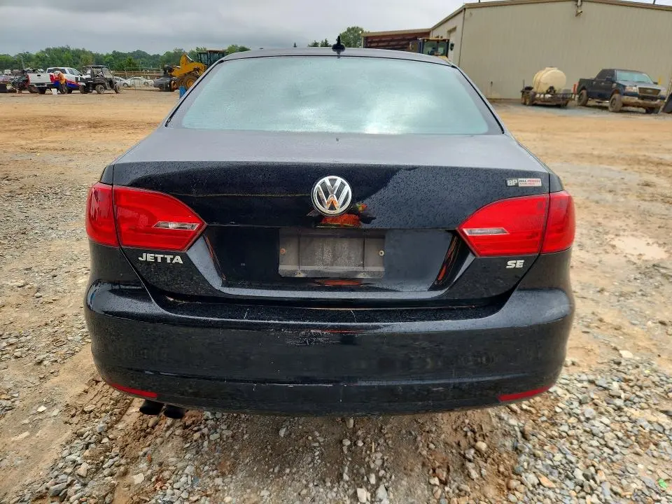 2014 VOLKSWAGEN JETTA SE  