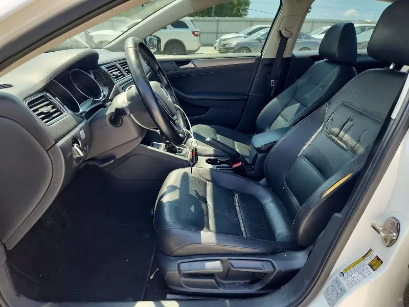 2015 VOLKSWAGEN JETTA TDI  