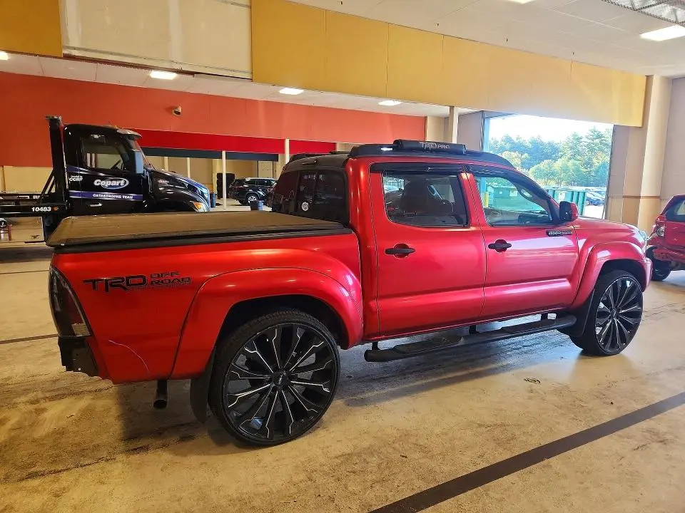 2013 TOYOTA TACOMA V6  