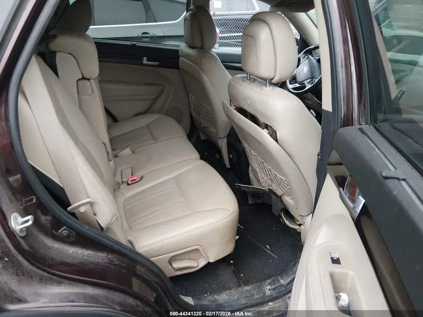 2015 KIA SORENTO EX V6