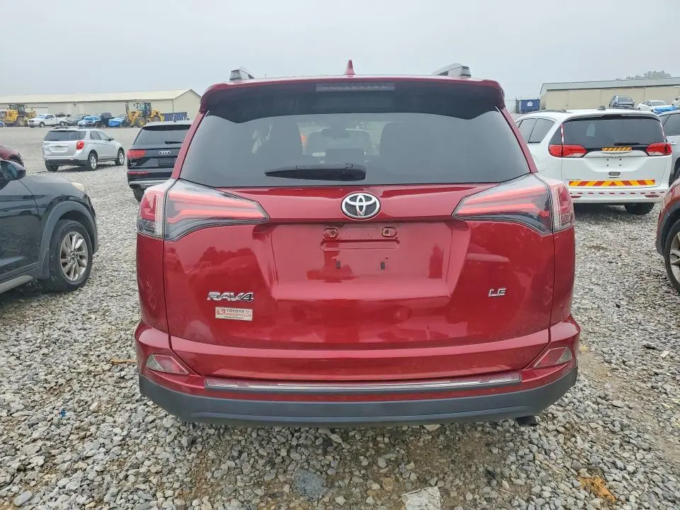 2018 TOYOTA RAV4 LE  