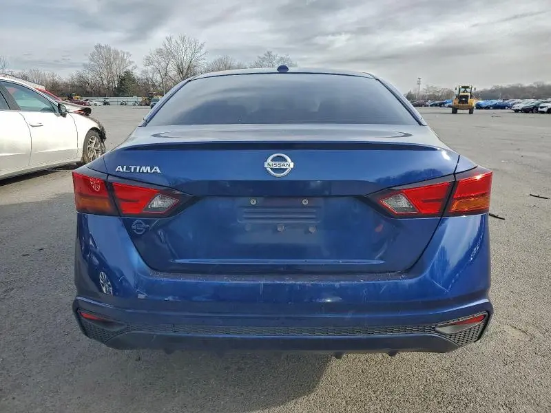 2019 NISSAN ALTIMA S  