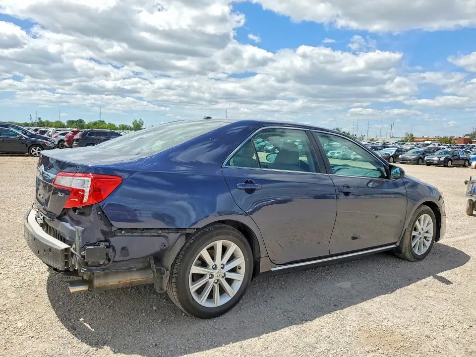 2014 TOYOTA CAMRY   