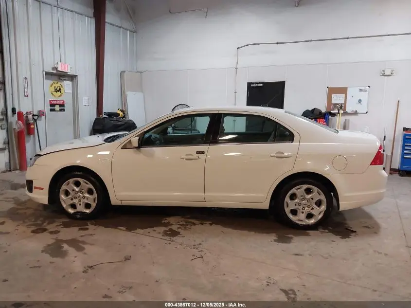 2011 FORD FUSION SE
