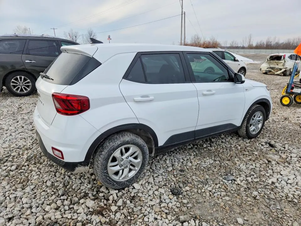 2021 HYUNDAI VENUE SE  