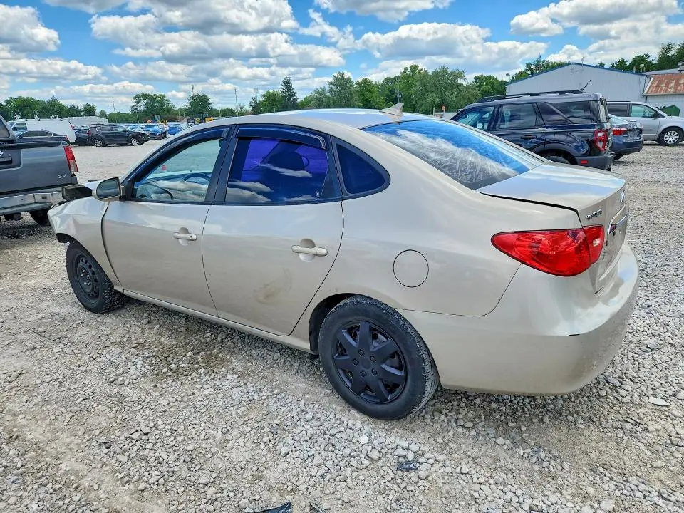 2010 HYUNDAI ELANTRA   