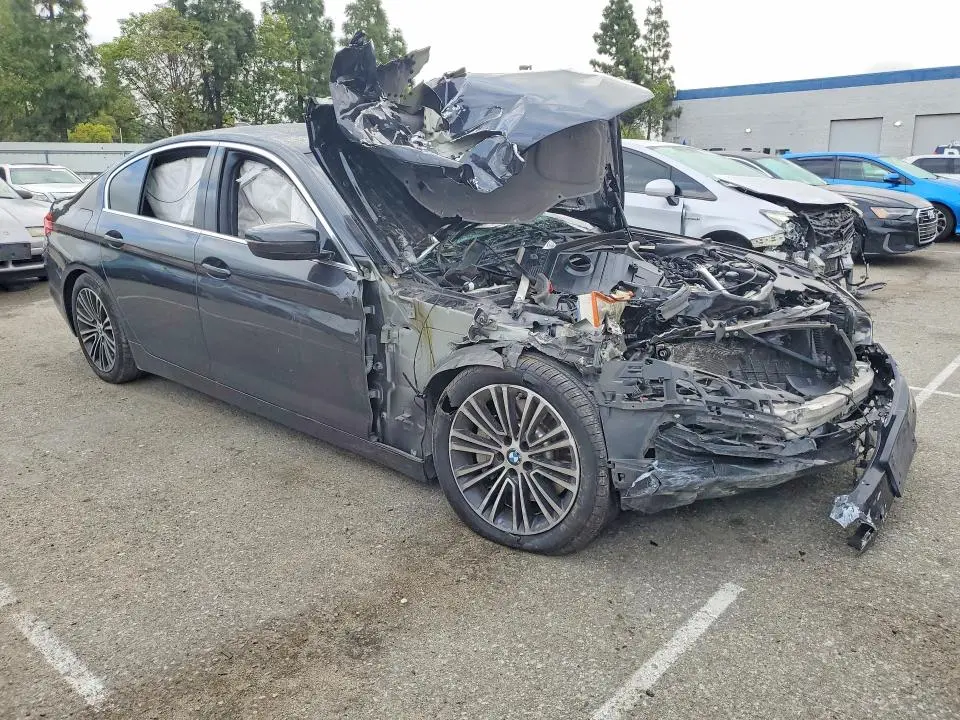 2019 BMW 530 I  