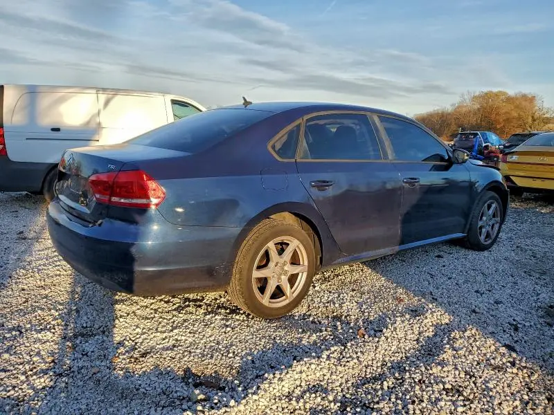 2014 VOLKSWAGEN PASSAT S  