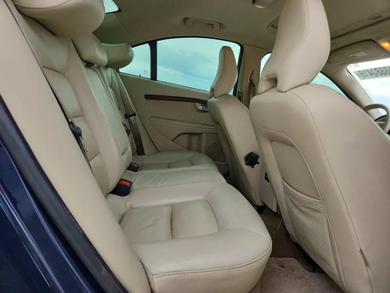 2010 VOLVO S80 T6  