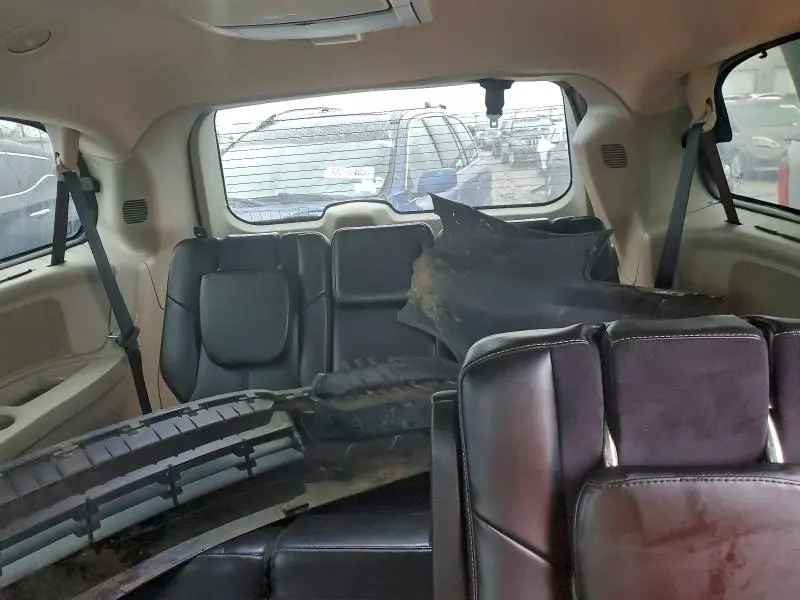 2015 CHRYSLER TOWN & COUNTRY LIMITED PLATINUM  