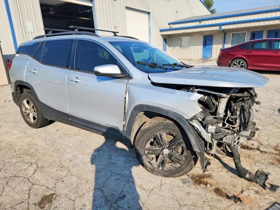 2019 GMC TERRAIN SLE  