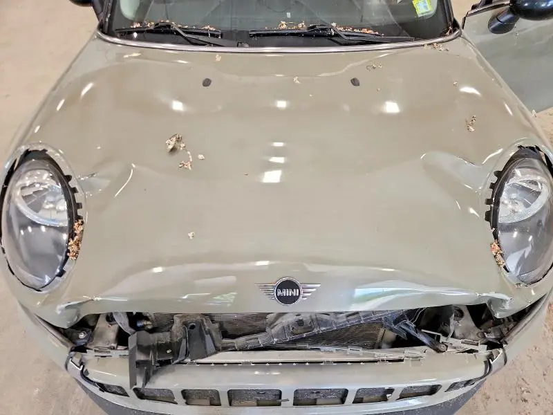 2019 MINI COOPER   