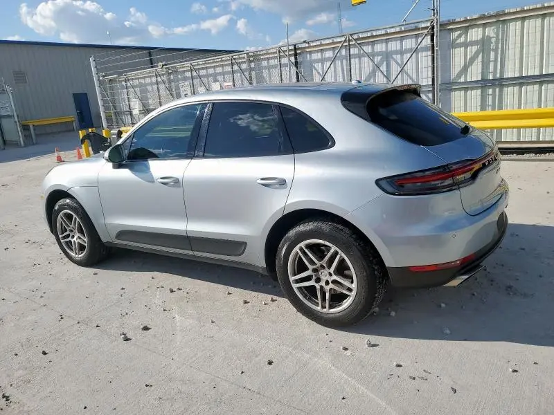 2020 PORSCHE MACAN   