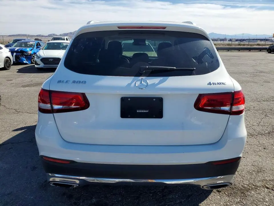 2016 MERCEDES-BENZ GLC 300 4MATIC  