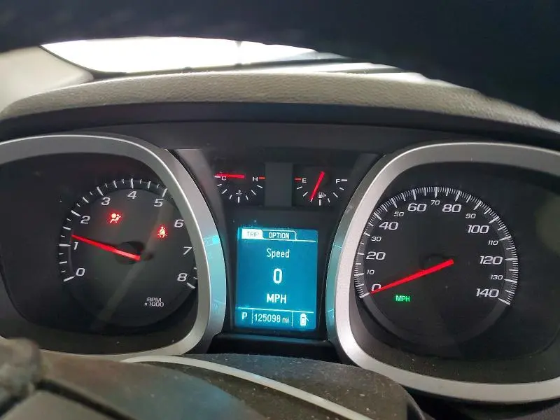 2016 CHEV EQUINOX LT   