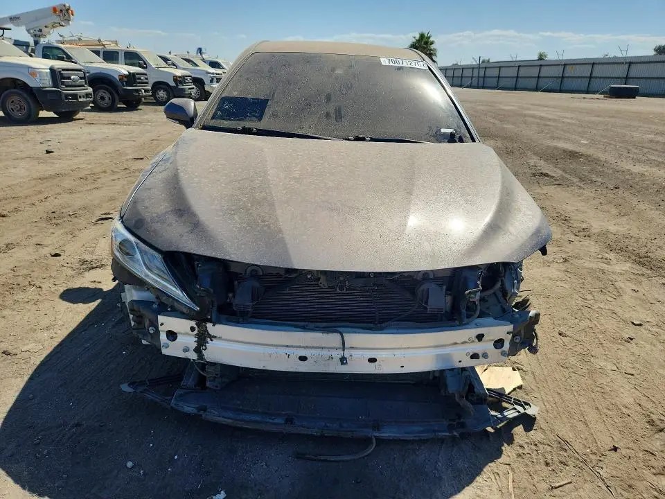 2020 TOYOTA CAMRY XSE  