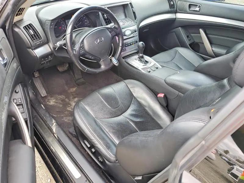 2010 INFINITI G37   