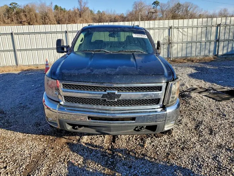 2011 CHEVROLET SILVERADO K1500 LT  