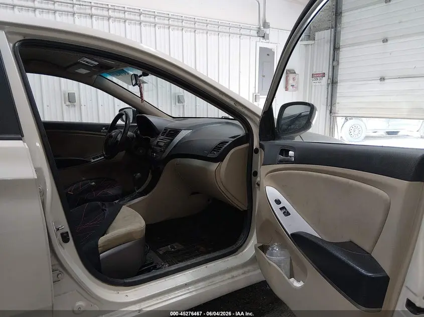 2016 HYUNDAI ACCENT SE