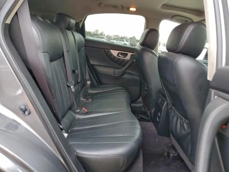 2012 INFINITI FX35   