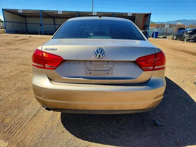 2015 VOLKSWAGEN PASSAT S  